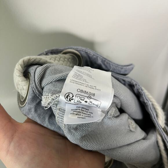 We The Free Women's Barrel Jeans 27 Moxie Gray Pull On Low Slung Paint Splatter - Picture 9 of 10